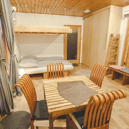 Сasa de vacaciones Pri Kamnu Liubliana